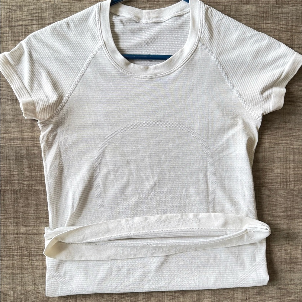 Lululemon Swiftly Tech Short Sleeve